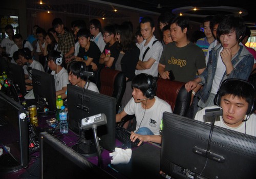 Phantom 在 2025 年曼谷大师赛中表现优于 Vandal